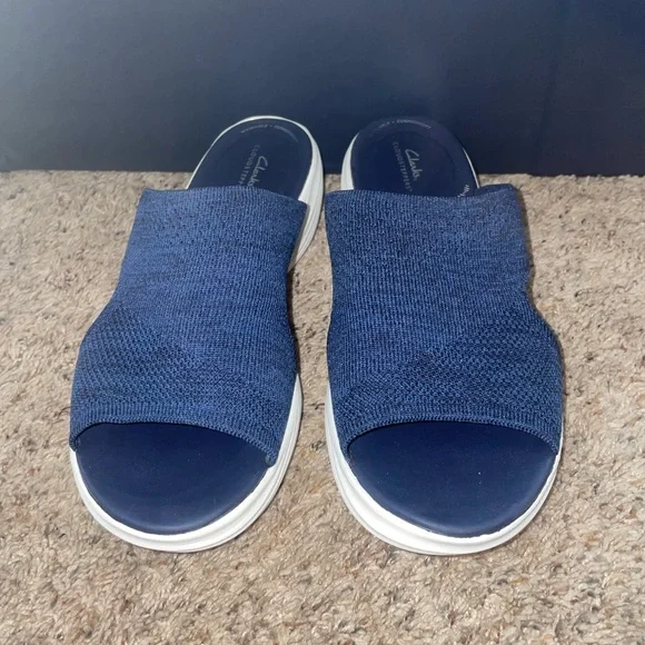 Clarks 10 M Navy Blue Cloudsteppers Marin Women's Wedge Comfort Sandals Shoes - Picture 2 of 5